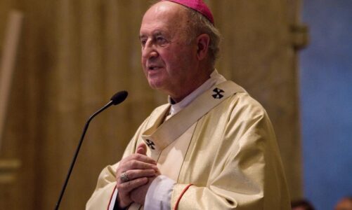 Arcibiskup Jan Graubner byl propuštěn z nemocnice do domácího léčení