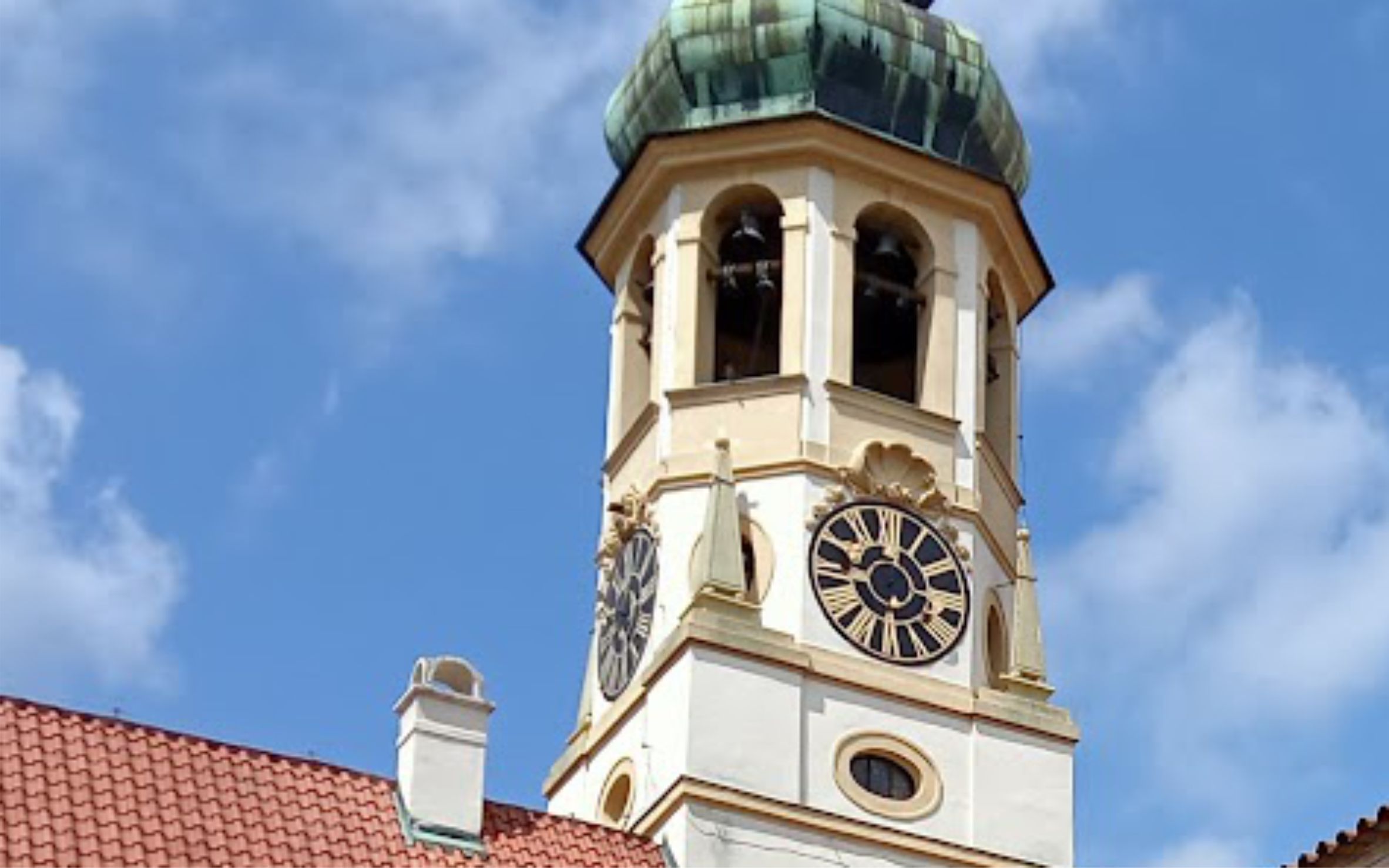 Loretánská zvonohra na Hradčanech bude až do konce ledna vyzvánět melodii koledy Tichá noc
